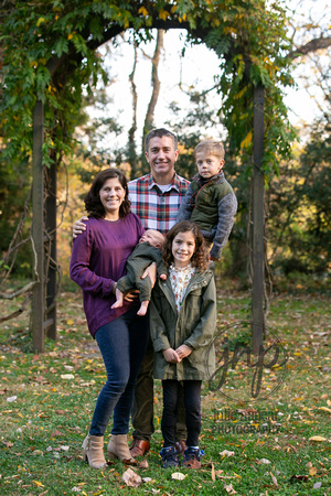 2022-11-McCarthy-family-008-julie-napear-photography