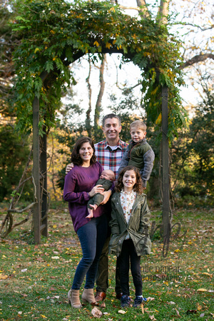 2022-11-McCarthy-family-013-julie-napear-photography