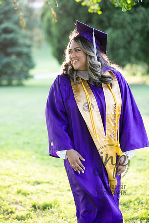 Lisette-Navarro-graduation-0059-julie-napear-photography