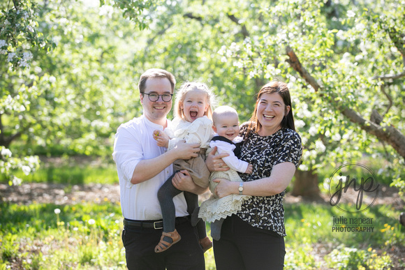 0423-Oestervemb-DeWeerd-family-portraits-010-Julie-Napear-Photography-headshots
