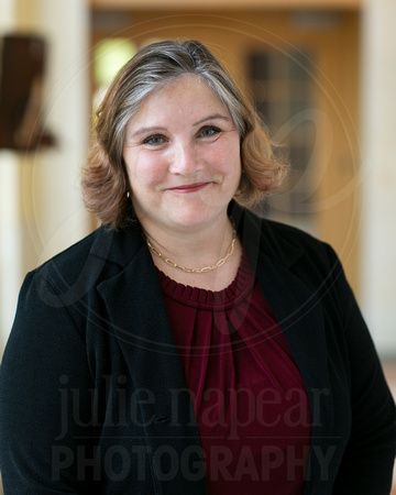 Alison-Yusi-headshot-013-julie-napear-photography